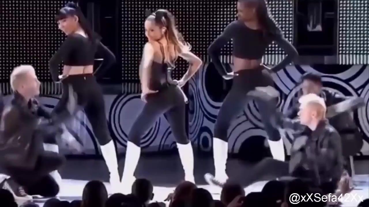 Natural Ariana Grande Sexy Booty Tribute HD Maid - 1