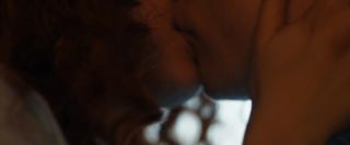 Hot Women Having Sex Chulpan Khamatova - Sindrom Petrushki (2015) Gay Kissing