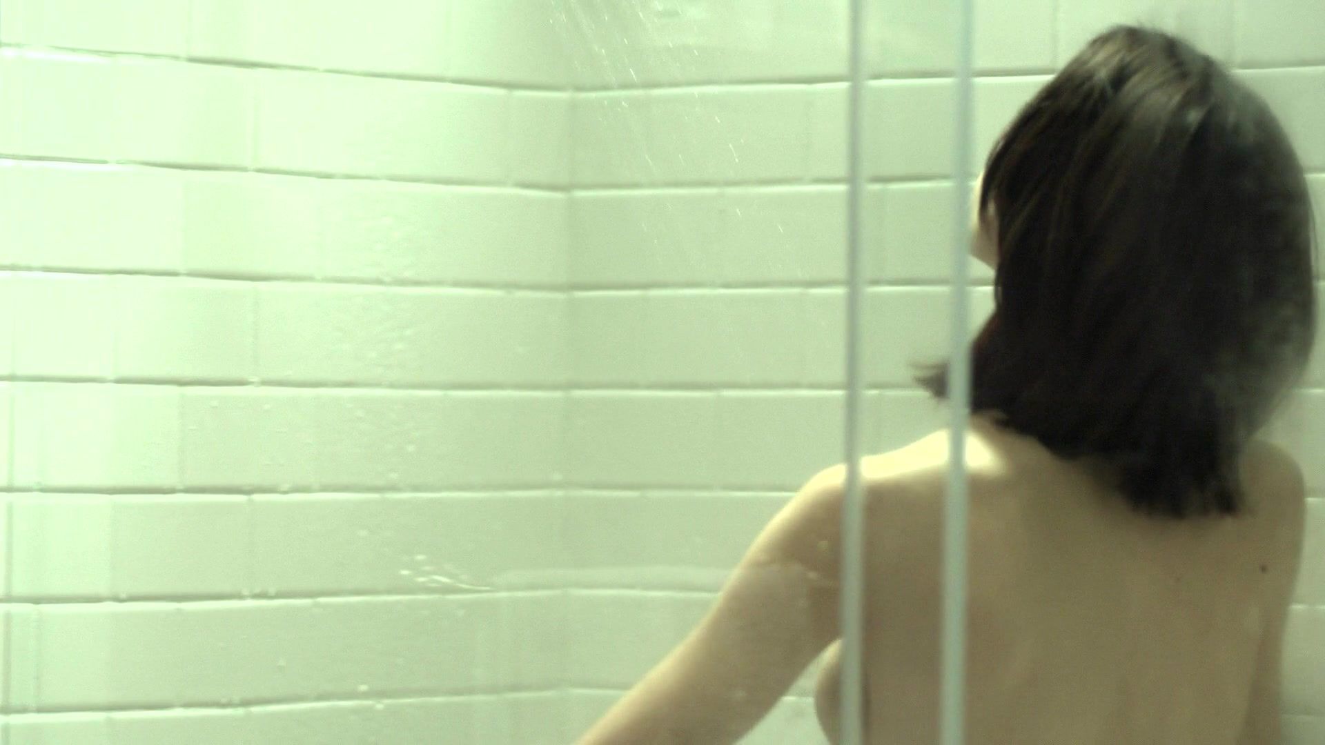Stepsister Christy Carlson Romano nude - Mirrors 2 Big Natural Tits