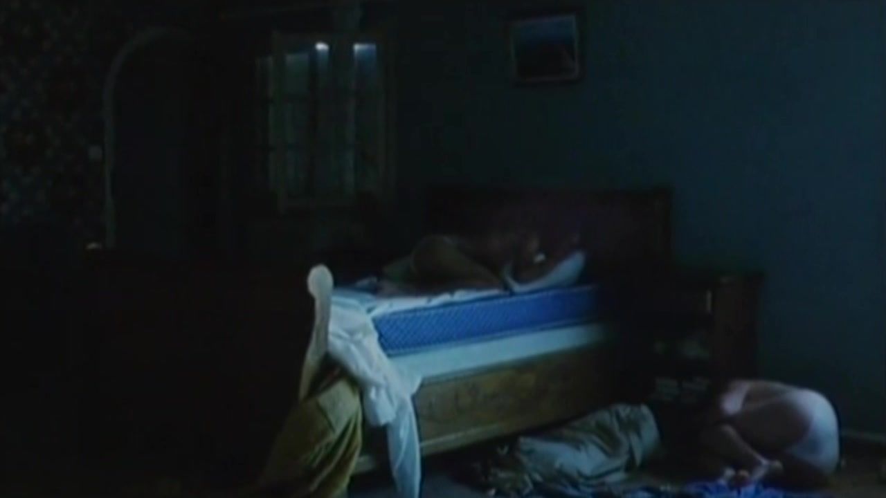 Deutsche Douce Mirabaud, Lucie Charron nude - Petit matin (2005) Telugu