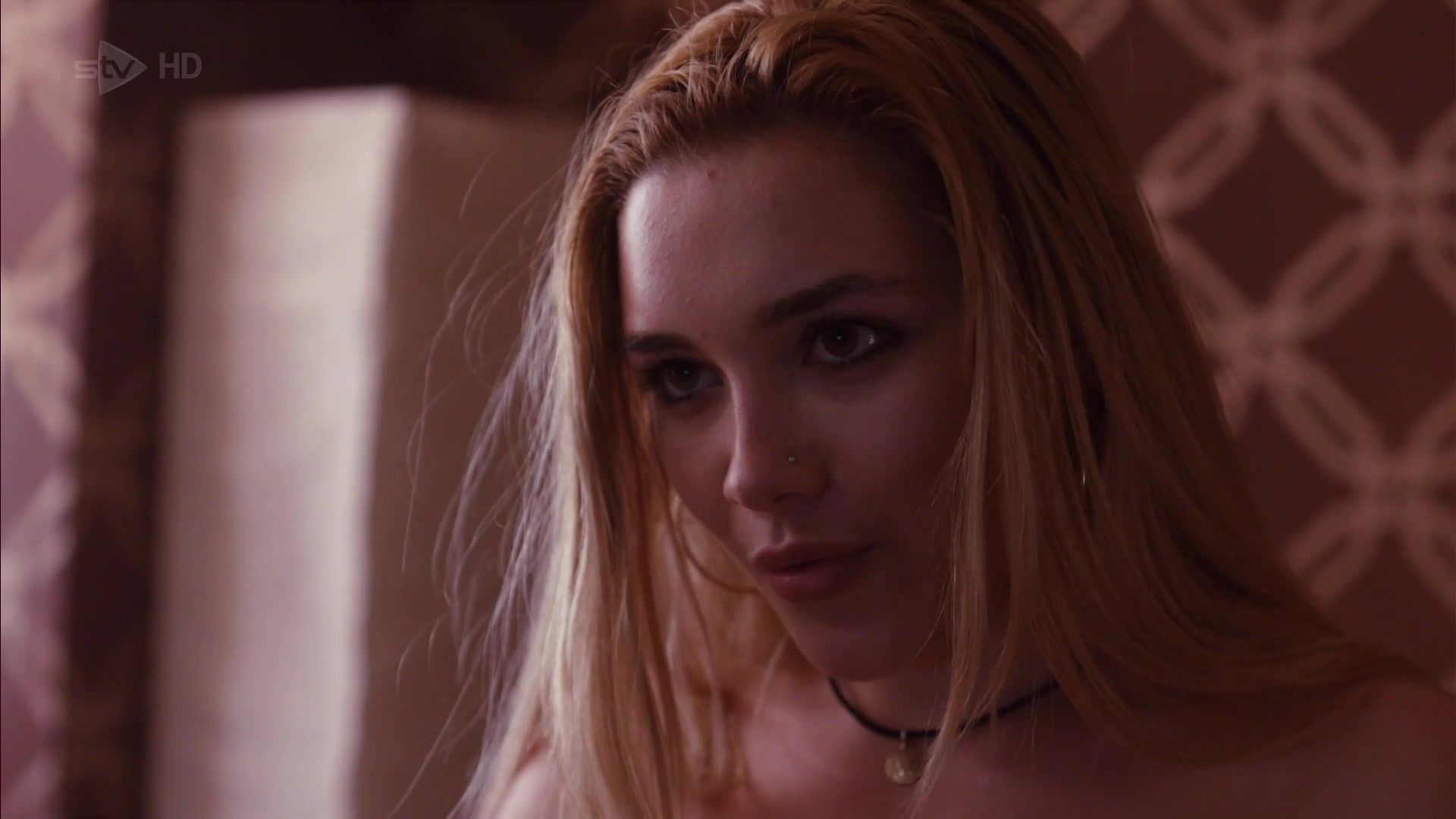 Teen Florence Pugh, Anna Friel Nude - Marcella s01e02 (2016) Blackmail - 2