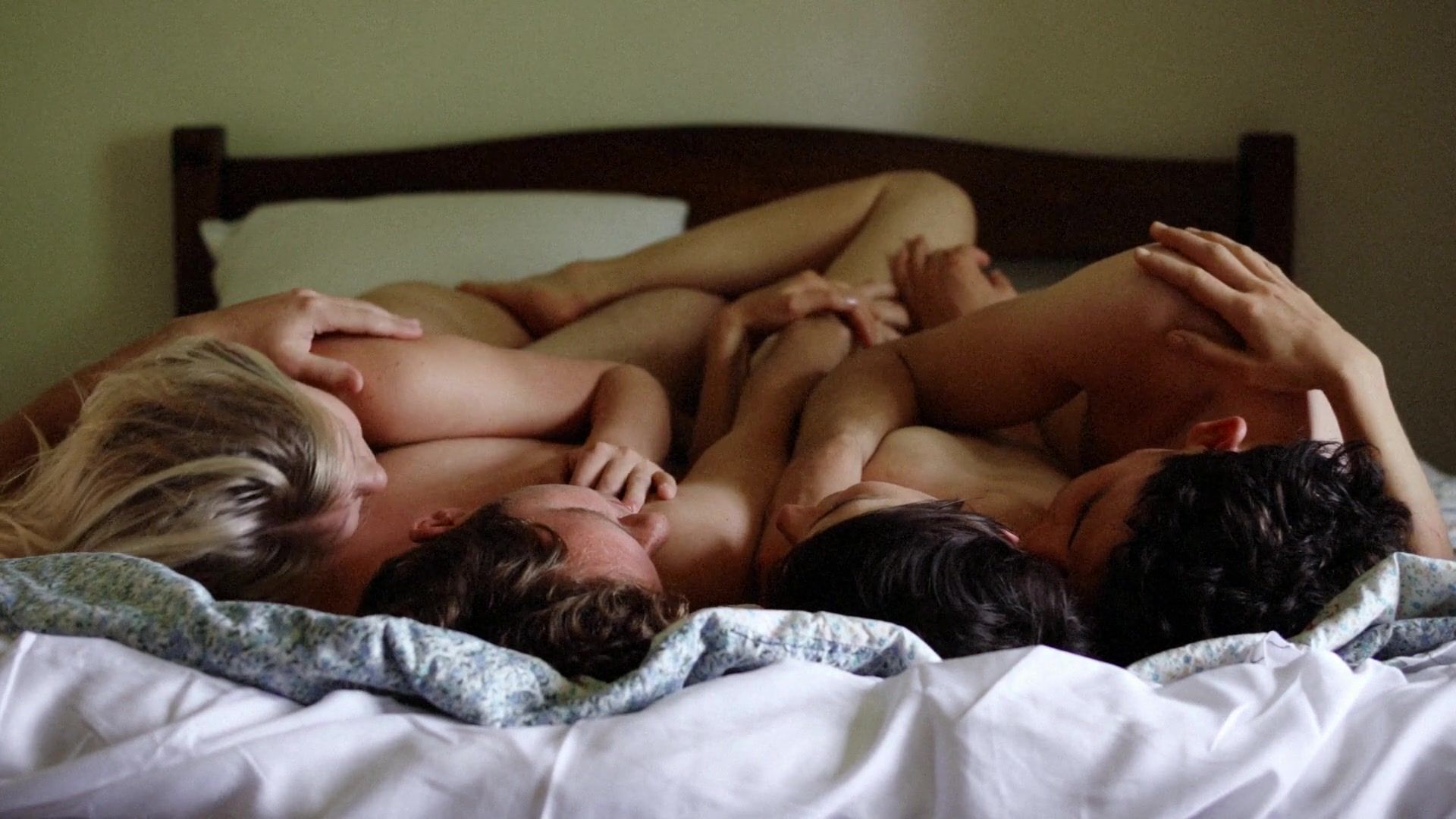 Pasivo Hannah Arterton nude - Amorous (2014) Older