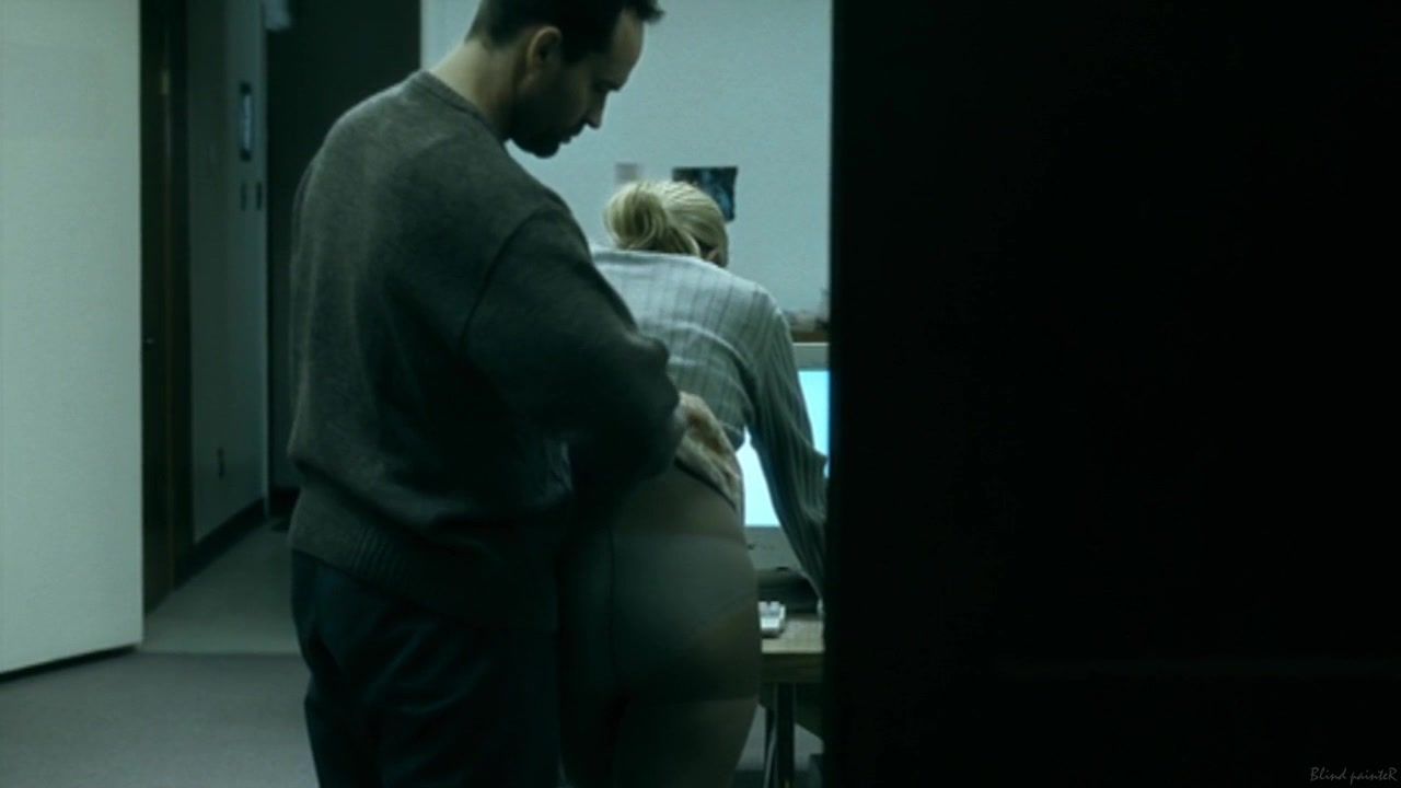 FreeOnes Maria Bello sex - Downloading Nancy (2008) Man - 2