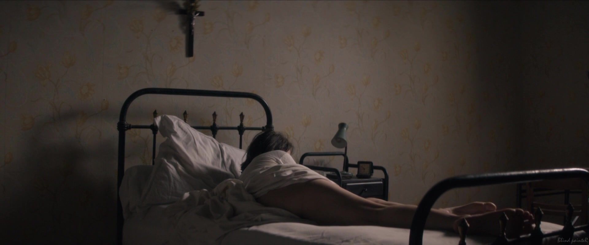 24Video Marion Cotillard nude - Mal De Piers (2016) Asshole - 2