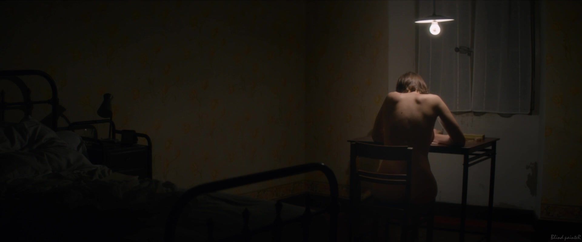 Gay Blackhair Marion Cotillard nude - Mal De Piers (2016) Emo Gay