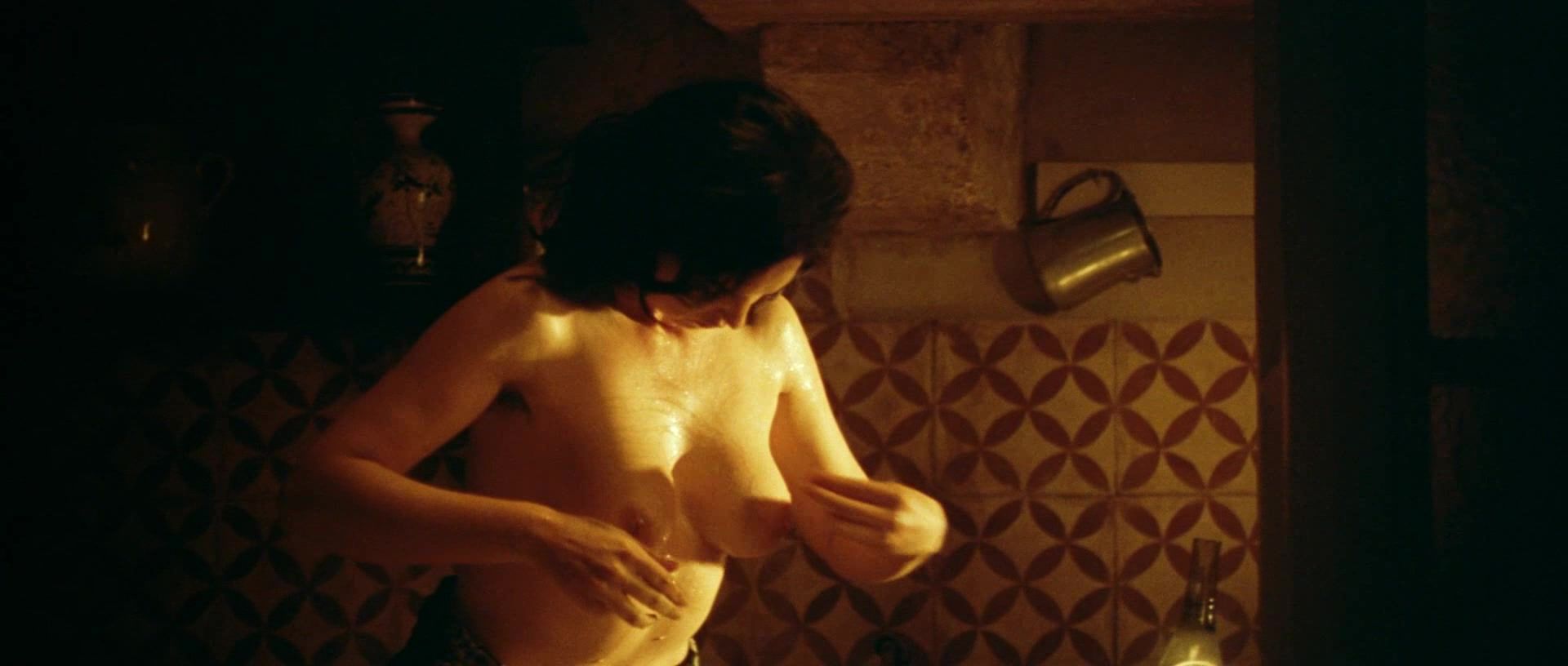 Naija Monica Bellucci nude (Malena UNCUT Scene) Throat