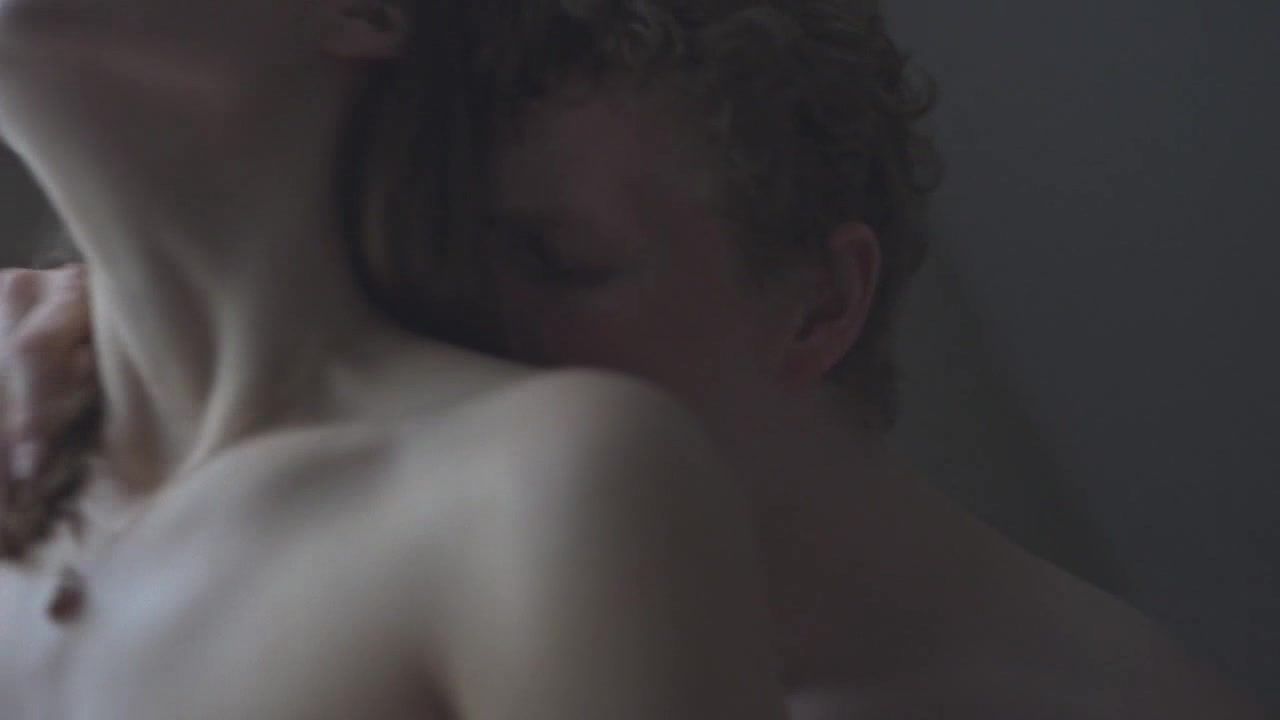Euro Porn Shannon Walsh, Brit Marling - The OA S01E01 (2016) Shaved