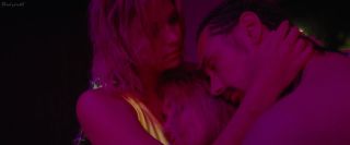 Girlfriends Vanessa Hudgens, Ashley Benson nude - Spring Breakers (2013) Banho