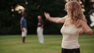 Trap Alice Eve sexy – Sex and the City 2 (2010) PornDT