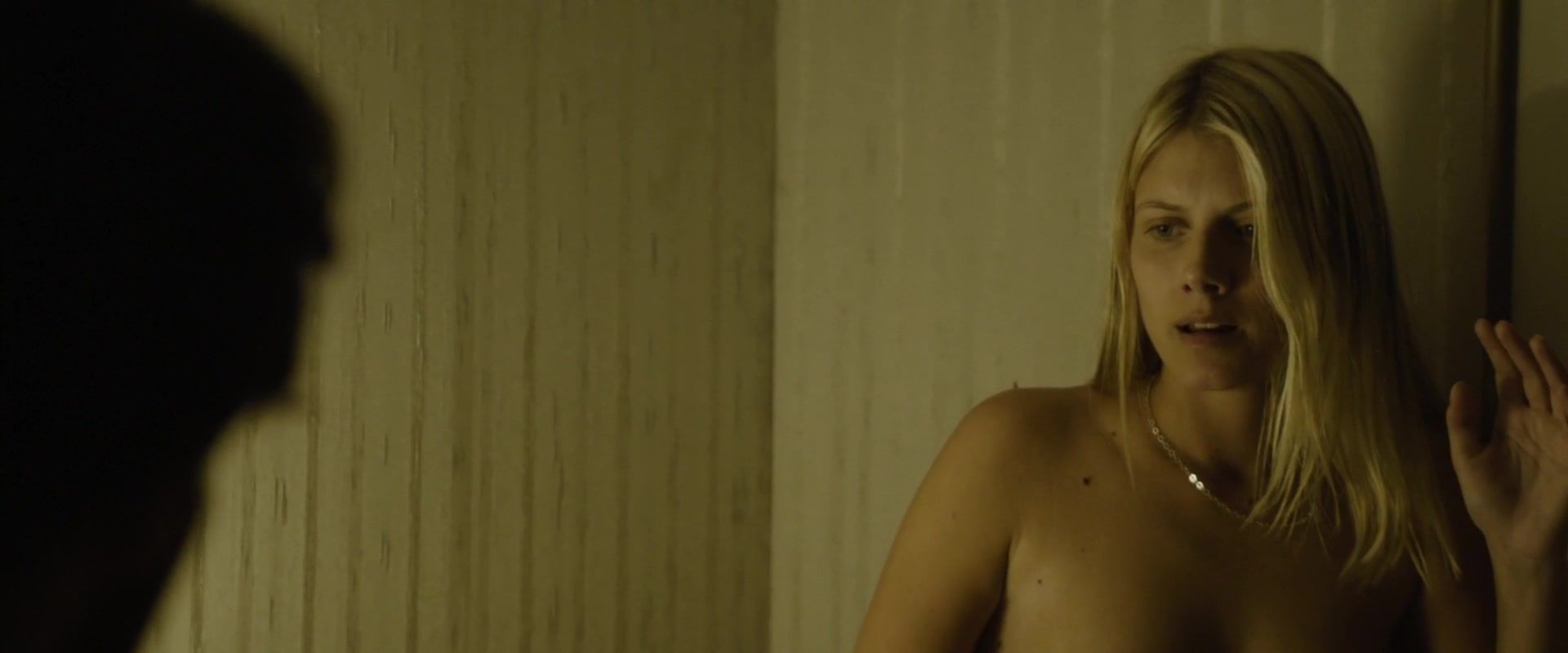 Piroca Melanie Laurent nude - Enemy (2013) Celebrity Sex