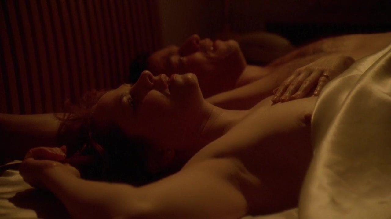 Panocha Deirdre Lovejoy nude – The Wire s01e03 (2002) Cum On Face