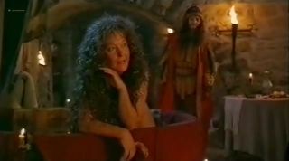 Duckmovies Izabella Scorupco nude, Erika Hoghede nude – Petri tarar (1995) Bra