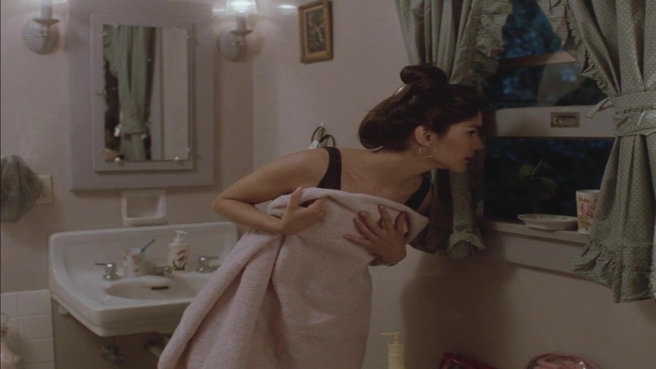 Anale Laura Harring nude – Silent Night, Deadly Night 3 (1989) HotMovs - 1