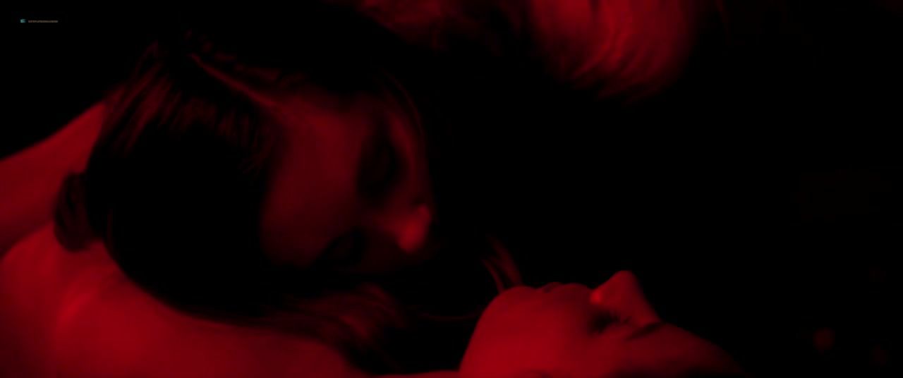 XGay Rebecca Forsythe naked, Lucie Aron Nude - Replace (2017) XBiz
