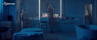 Tall Charlize Theron, Sofia Boutella Nude - Atomic Blonde (US 2017) Uncensored