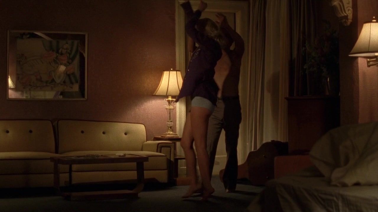 Topless Ali Larter Hot - Crazy (2008) Pink Pussy - 2