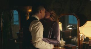 Girls Annabelle Wallis Nude - Peaky Blinders (2016) S03E01 Double Blowjob