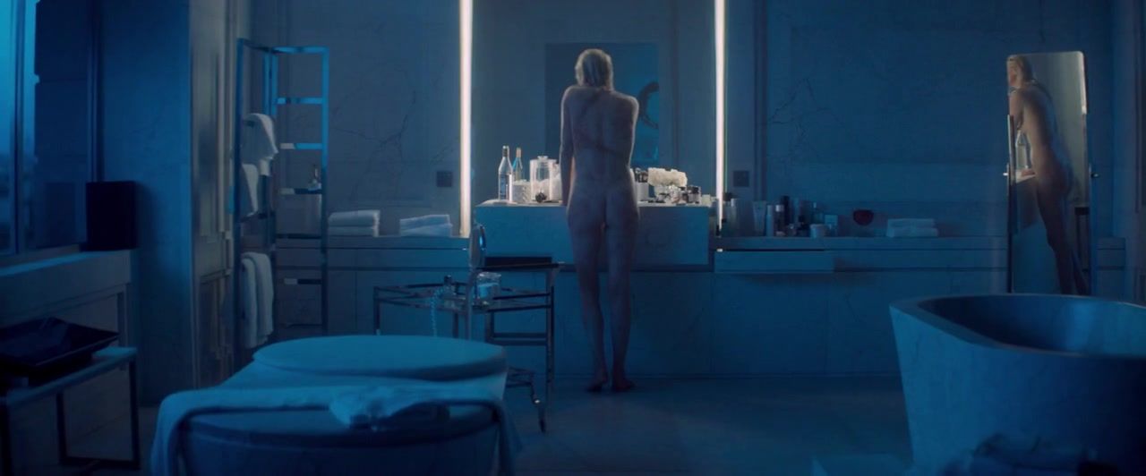 Vagina Charlize Theron, Sofia Boutella Nude - Atomic Blonde (2017) Naked scenes Wankz - 1