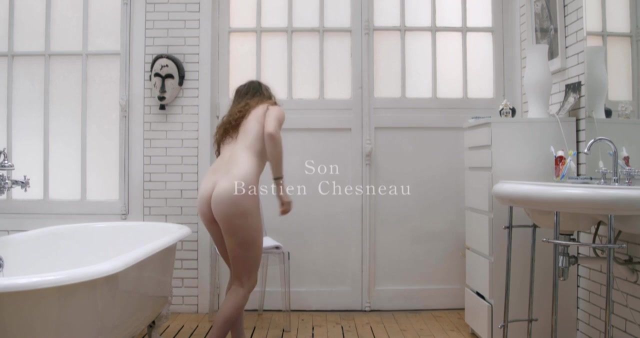Spanking Cosima Bevernaege Nude - Pele Mele (2014) Teenies