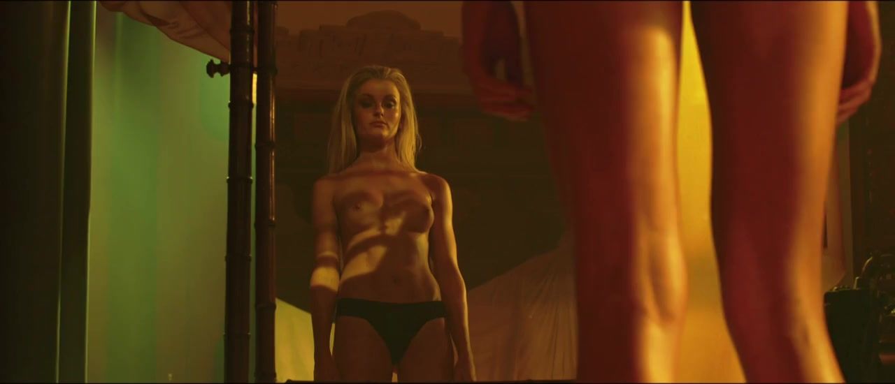 Reality Porn Petra Silander Nude - Virtual Revolution (2016) Gay 3some