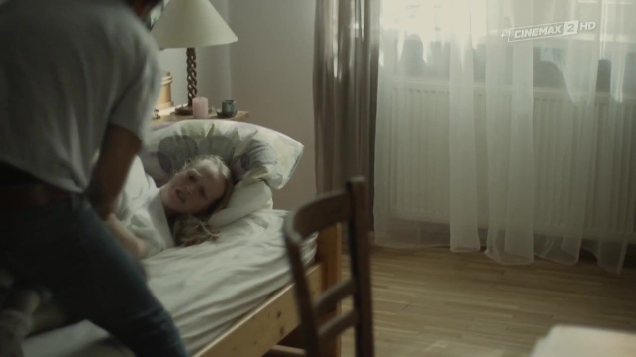 Roleplay Juliana Olhova Nude - Spina (2017) ShesFreaky