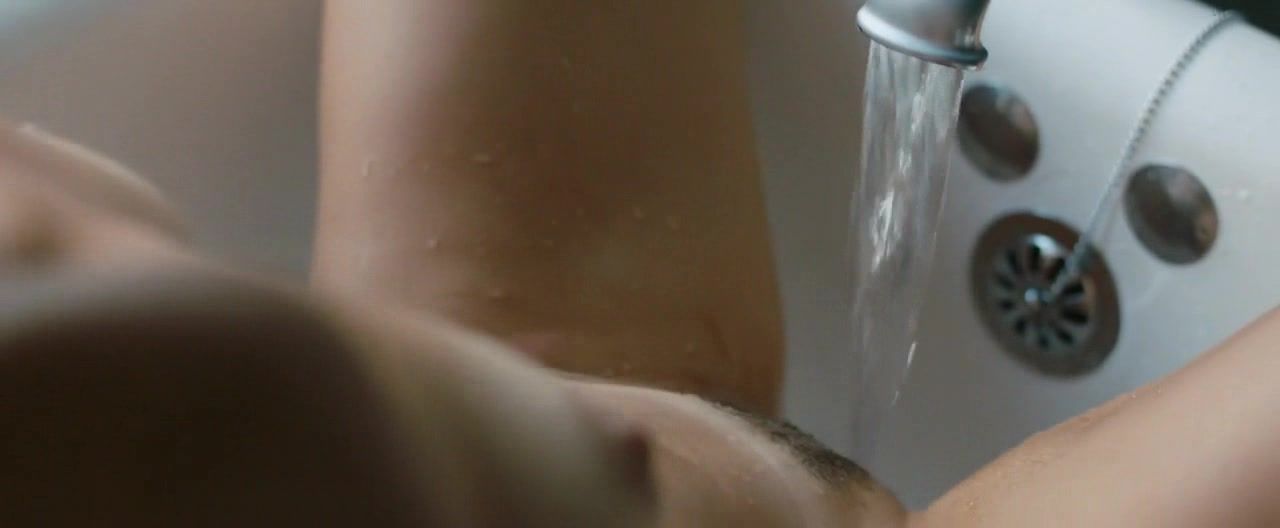 Hotporn Natalie Krill, Erika Linder, Mayko Nguyen, Andrea Stefancikova Nude - Below Her Mouth (2016) Part One Panty