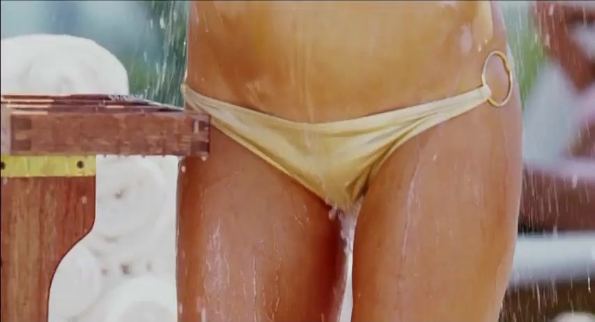 RealLifeCam Sophie Monk Sexy - Date Movie (2006) Vagina - 1