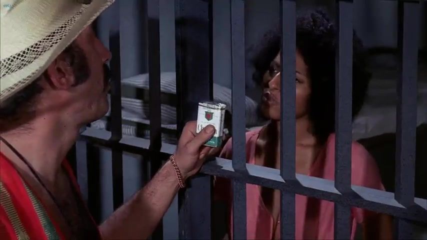 Old-n-Young Pam Grier Nude - The Big Doll House (1971) SpicyTranny - 1