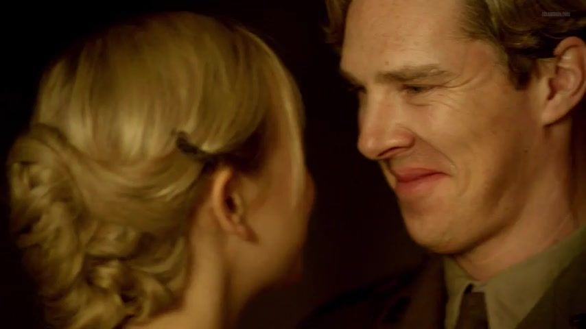 Defloration Adelaide Clemens Nude - Parades End s01e05 (UK 2012) Charley Chase