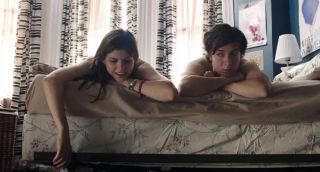 Threesome Alexandra Daddario Nude - Baked in Brooklyn (2016) Rubbing