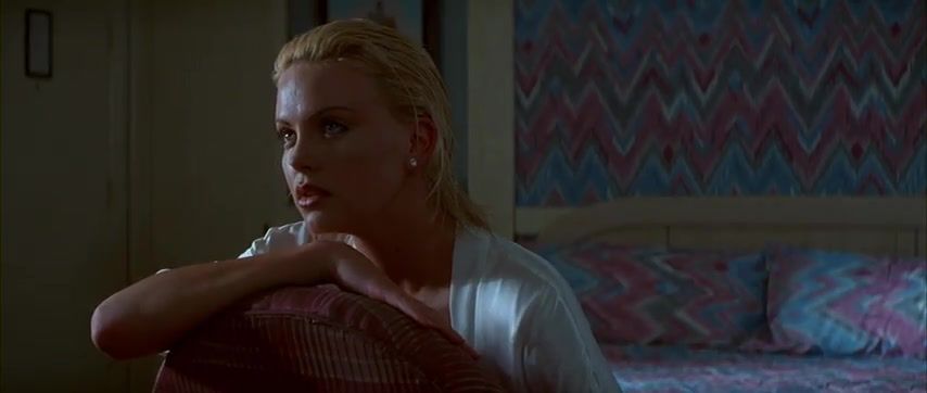 Venezolana Charlize Theron Nude - 2 Days In The Valley (1996) Gay Hunks - 1
