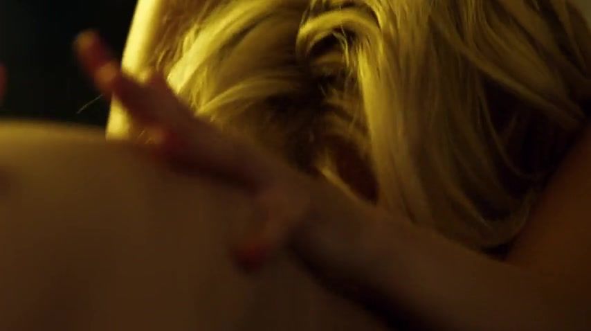 Lesbo Chelsey Reist, Sharon Hinnendael Nude - Embrace of the Vampire (2013) Fuck Me Hard - 1