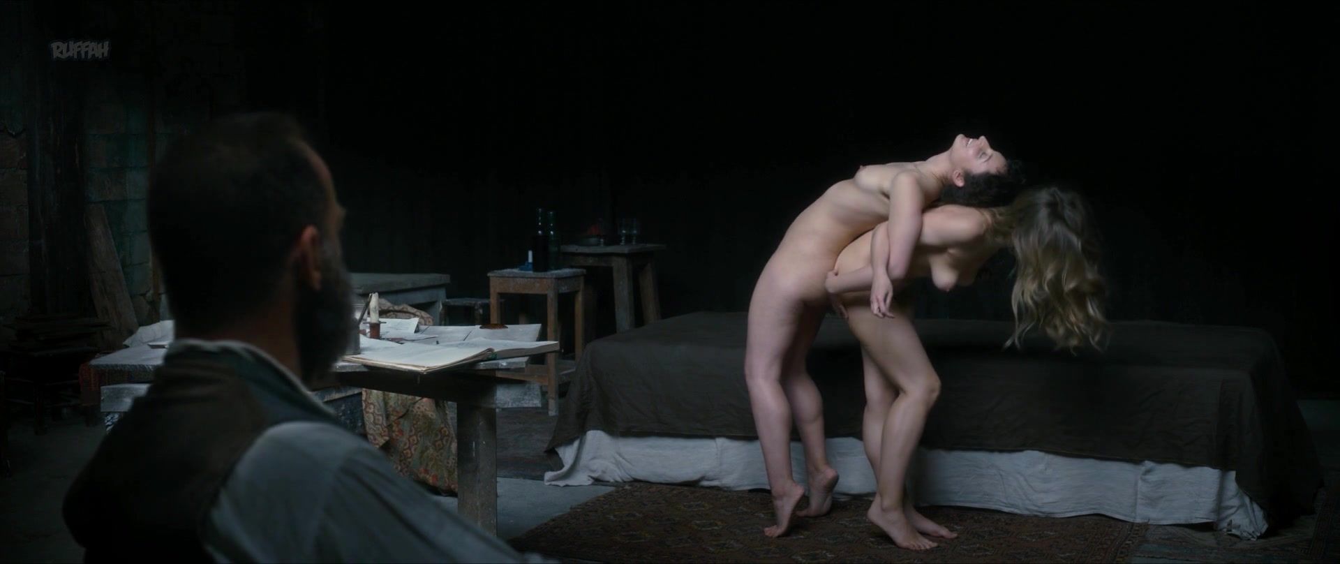 Grandmother Daphné Koustafti, Zina Esepciuc Nude - Rodin (2017) Shaking - 1