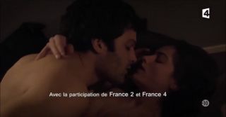 Gros Seins Eugenie Derouand Nude - Carre (2016) Pale