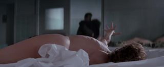 Sixtynine Gabrielle Anwar Nude - Body Snatchers (1993) Gaygroupsex
