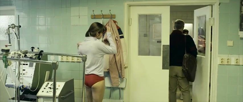 Farting Judit Bárdos Nude - Fair Play (2014) Sexual Threesome