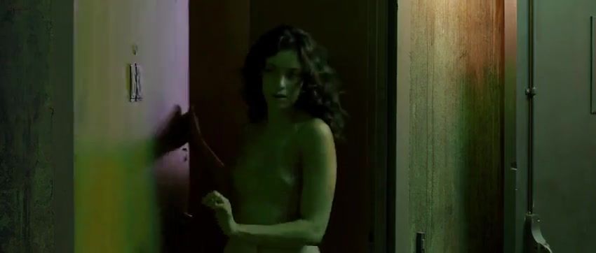 Bibi Jones Katie Cassidy, Ashlynn Yennie Nude - The Scribbler (2014) Deepthroating - 1
