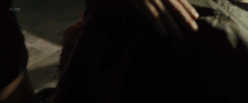 Shesafreak Mackenzie Davis Nude - Blade Runner 2049 (US 2017) Girl Girl - 1