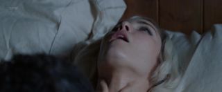 Jacking Noomi Rapace Nude - What Happened To Monday (US 2017) Gay Cock