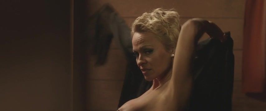Body Pamela Anderson Nude - The People Garden (2016) YouPorn