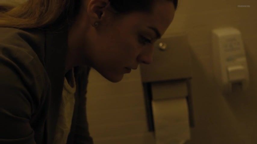 Strap On Riley Keough Nude - The Girlfriend Experience s01e09 (US 2016) Mouth