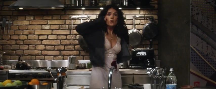 Celebrity Porn Salma Hayek Nude - Everly (2014) Bigtits - 1