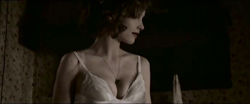 AVRevenue Sylvia Hoeks Nude - De Bende van Oss (2011) Spy