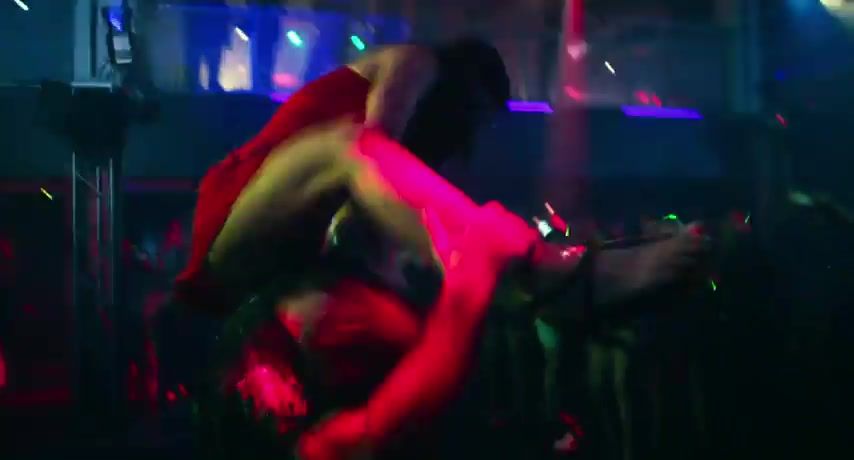 Hard Core Sex Gina Carano Sexy - In The Blood (2014) Lesbian threesome
