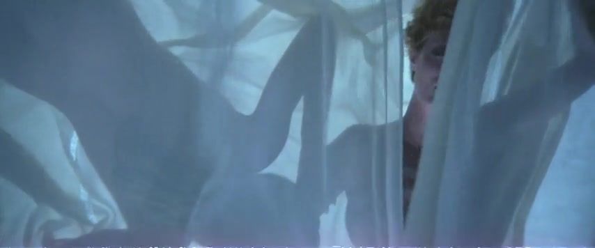 Star Susan Sarandon, Catherine Deneuve Nude - The Hunger (1983) Sexpo - 1