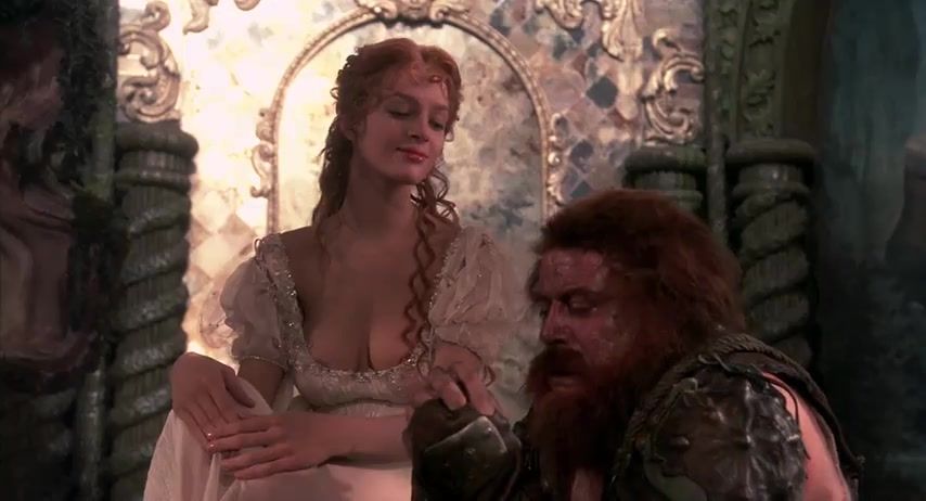 Naked Uma Thurman Nude - The Adventures of Baron Munchausen (1988) TheOmegaProject