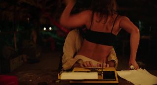 Ffm Vimala Pons Nude - La loi de la jungle (2016) Gaystraight