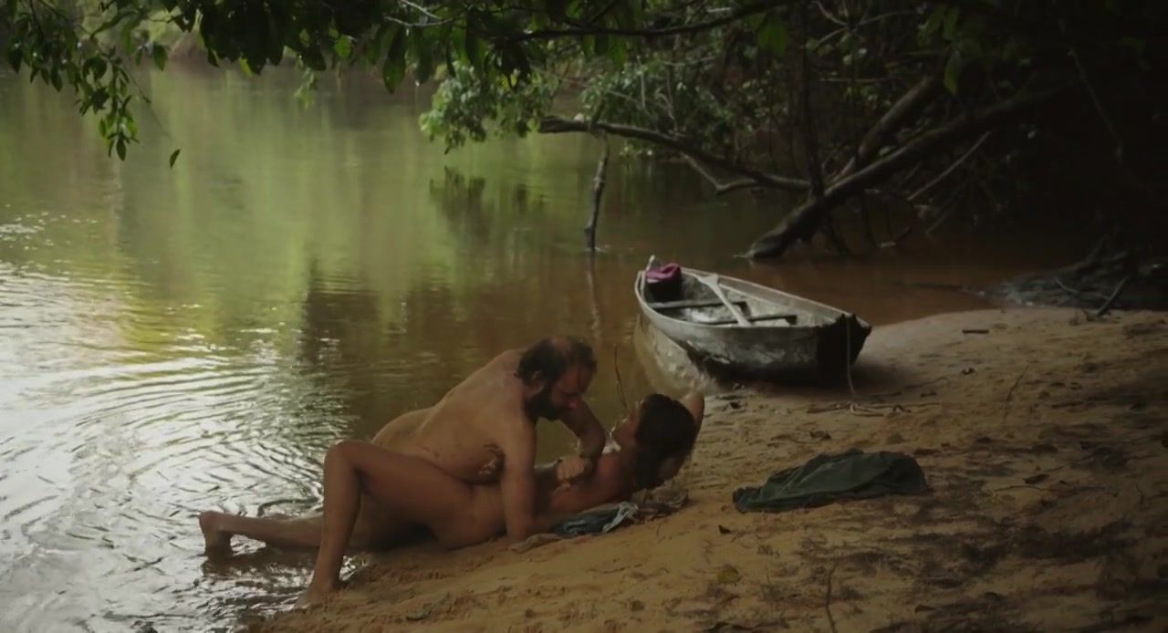 Argentino Vimala Pons Nude - La loi de la jungle (2016) Beard