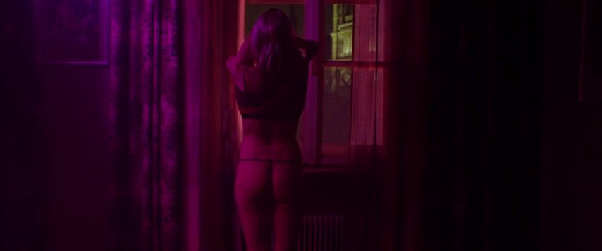 Sapphic Erotica Violetta Schurawlow, Stephani Burkhard Nude - Die Holle - Inferno (2017) Fishnets