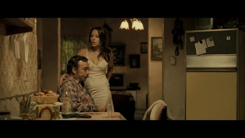 Female Domination Elizabeth Cervantes Nude - El infierno (2010) Screaming - 1
